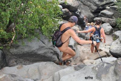 Rando Saxe 5 - Descente dans les rochers.